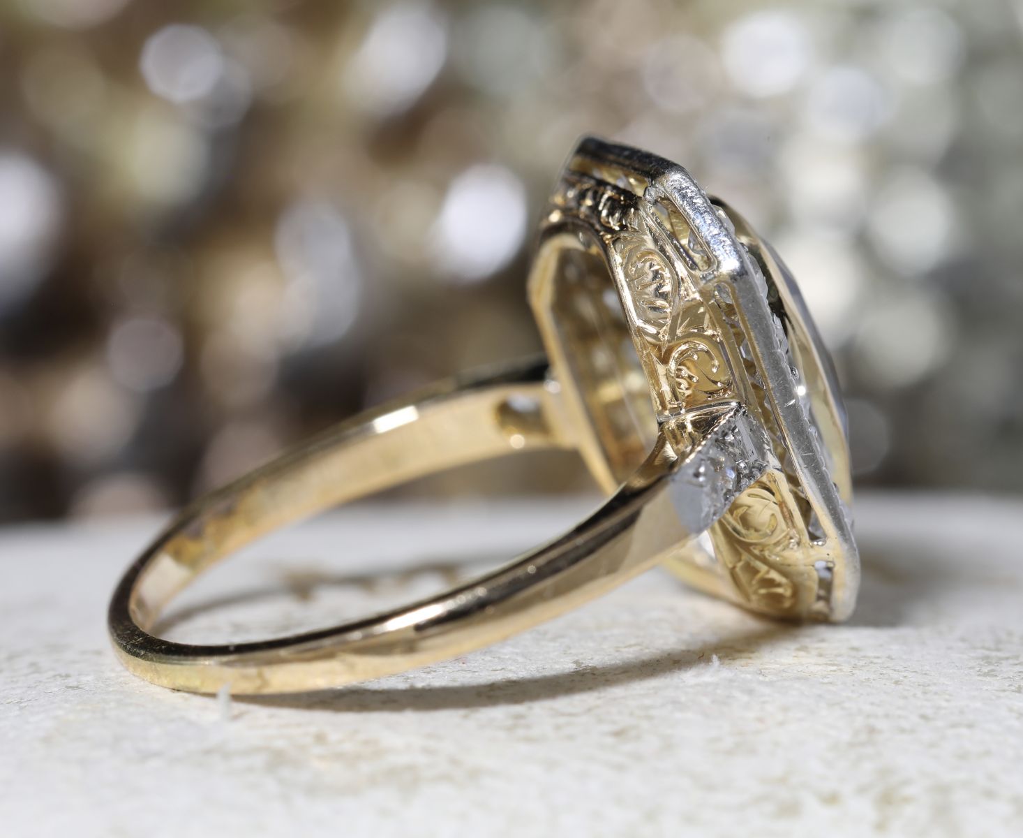Antique Gallery Soleil アンティークジュエリー / 鑑定書付 約4ct 非 Antique Gallery Soleil アンティークジュエリー / 鑑定書付 約4ct 非